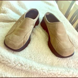🔴Clearance🔴Comfort Clogs Beige Size 10